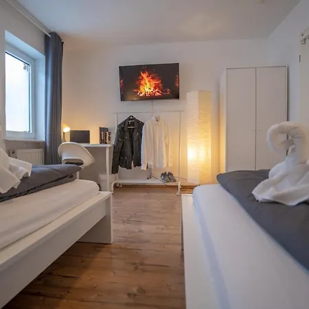 4-zimmer Haus, 2-baeder 140qm Bis Zu 11 Personen Holiday home *