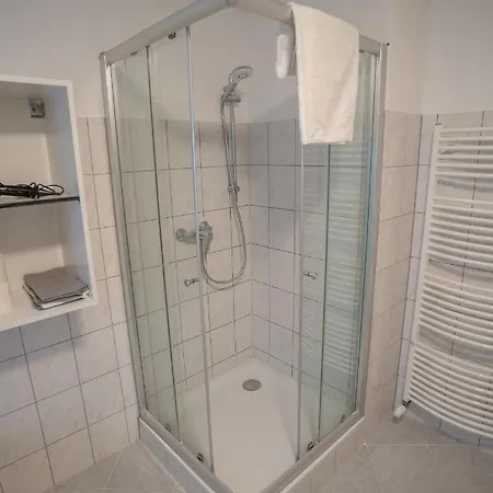 4-zimmer Haus, 2-baeder 140qm Bis Zu 11 Personen *