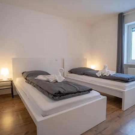 Holiday home 4-zimmer Haus, 2-baeder 140qm Bis Zu 11 Personen Winningen
