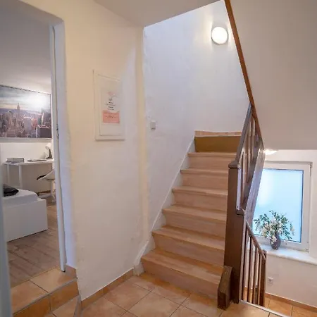 Holiday home 4-zimmer Haus, 2-baeder 140qm Bis Zu 11 Personen Winningen