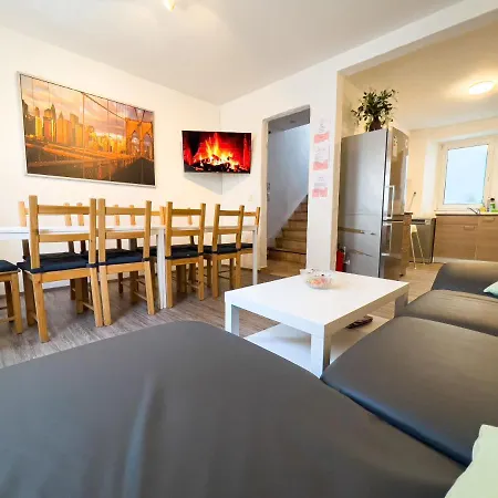 4-zimmer Haus, 2-baeder 140qm Bis Zu 11 Personen Holiday home