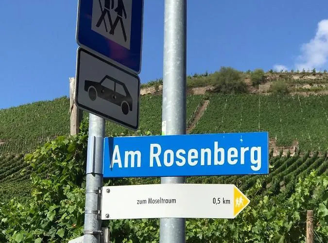 4-zimmer Haus, 2-baeder 140qm Bis Zu 11 Personen Feriehus